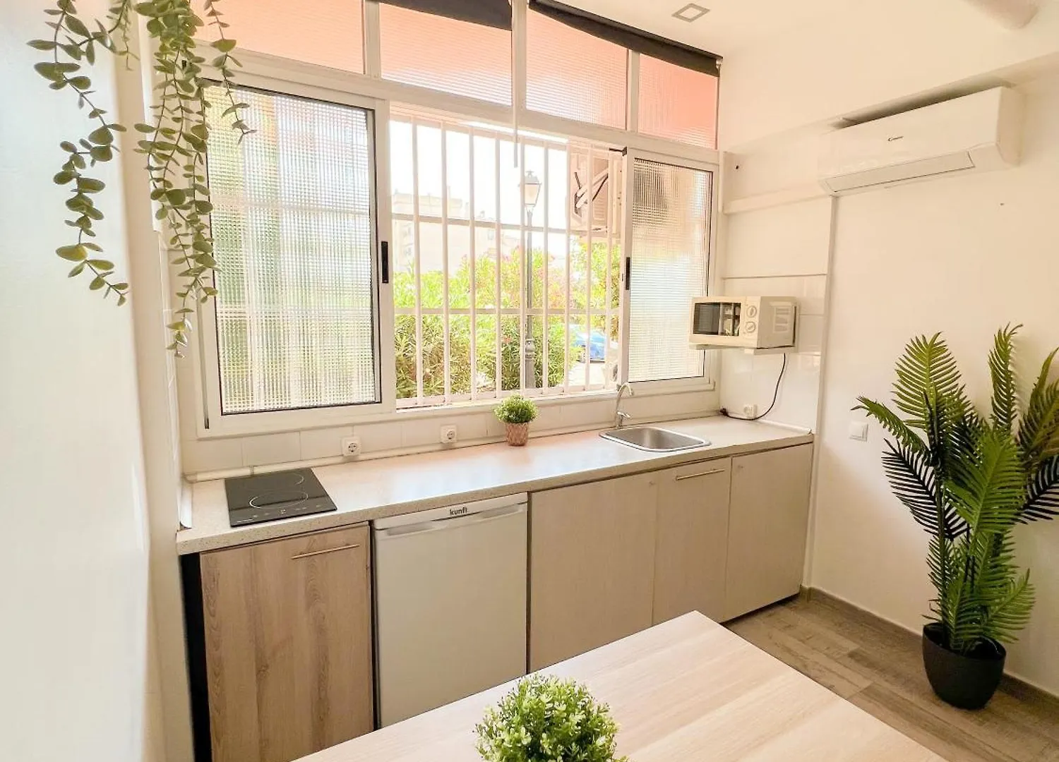 Cozy Studio With Pool Acuario Benalmádena