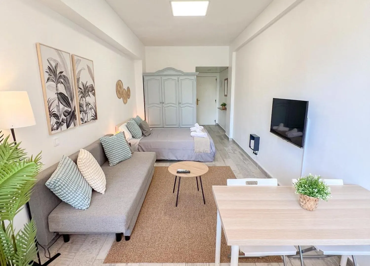 Cozy Studio With Pool Acuario Benalmádena