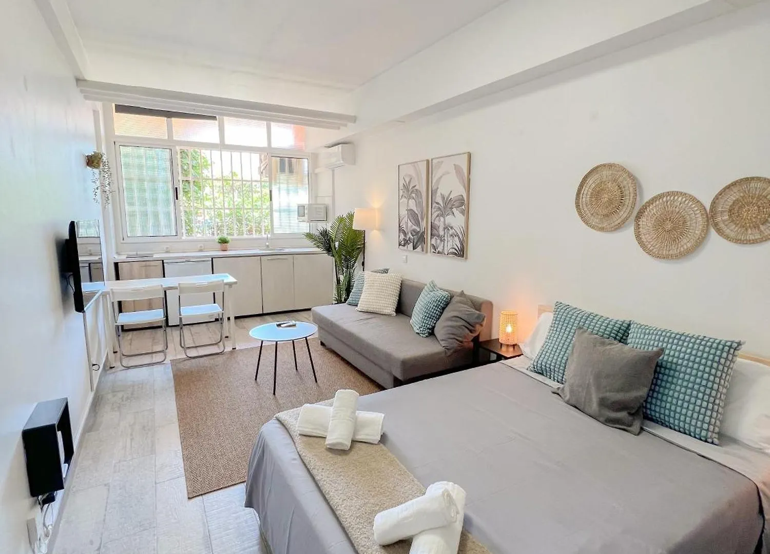 Cozy Studio With Pool Acuario Benalmadena