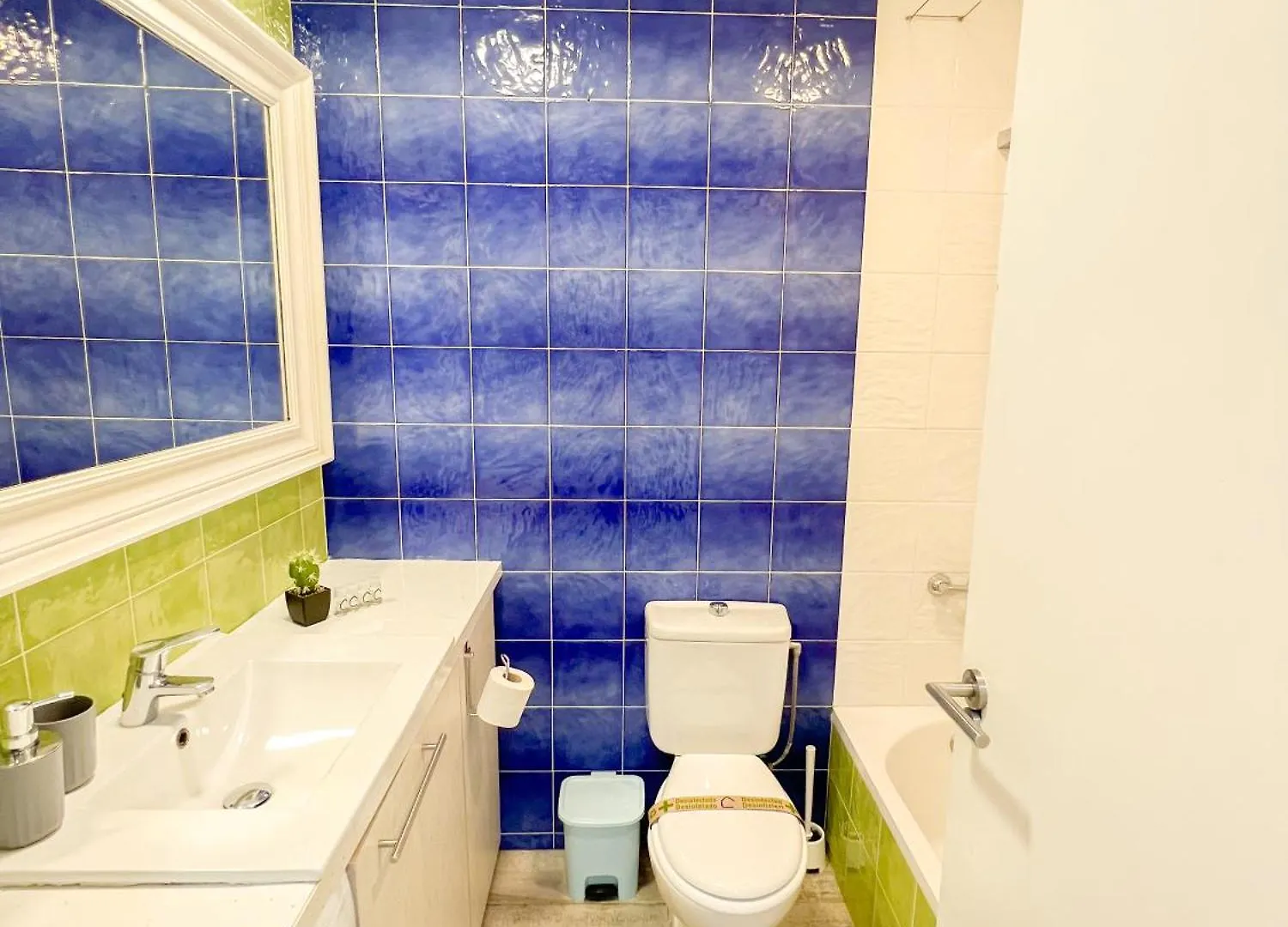 Cozy Studio With Pool Acuario Benalmadena Apartment